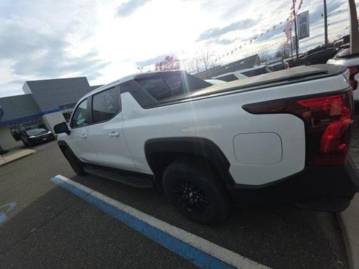 2024 Chevrolet Silverado EV WT