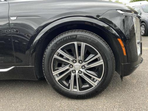 2023 Cadillac LYRIQ Luxury