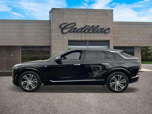 2023 Cadillac LYRIQ Luxury