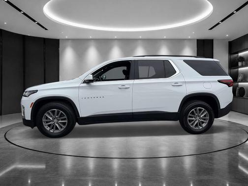 Summit White 2023 Chevrolet Traverse LT Cloth