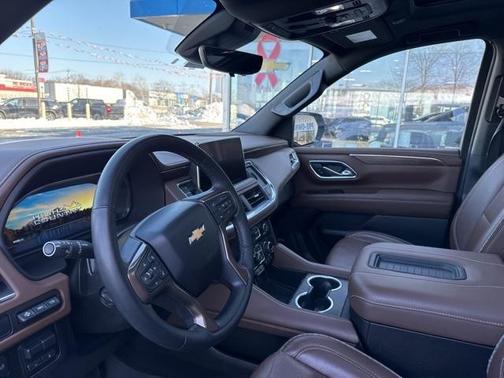 2023 Chevrolet Suburban High Country