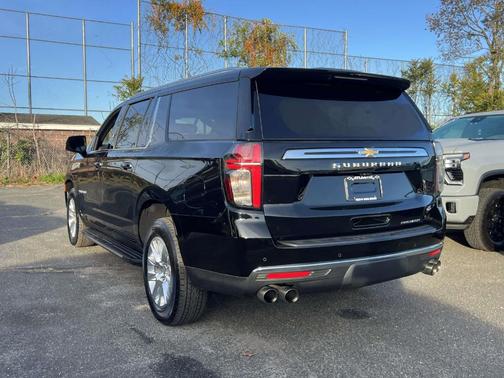 2024 Chevrolet Suburban Premier