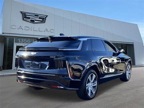 2024 Cadillac LYRIQ Tech