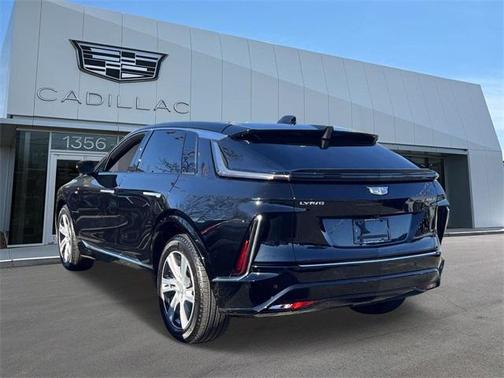 2024 Cadillac LYRIQ Tech