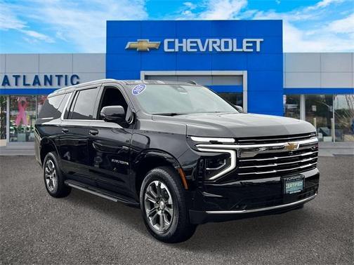 2025 Chevrolet Suburban LT