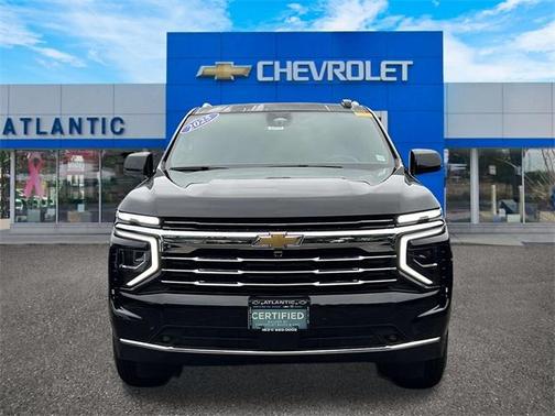 2025 Chevrolet Suburban LT