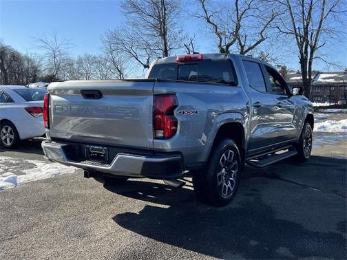 2024 Chevrolet Colorado LT