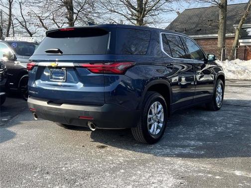 2023 Chevrolet Traverse LS