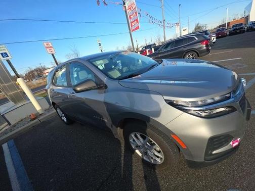 2023 Chevrolet Equinox LS