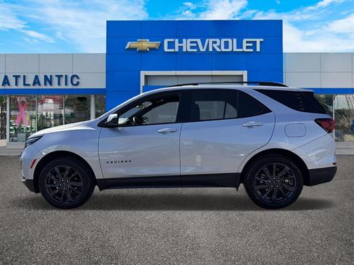 Silver Ice Metallic 2022 Chevrolet Equinox RS