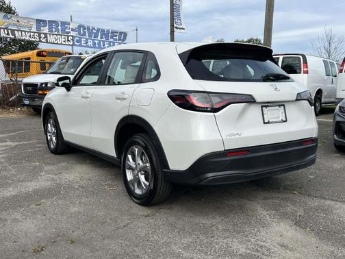 2023 Honda HR-V LX