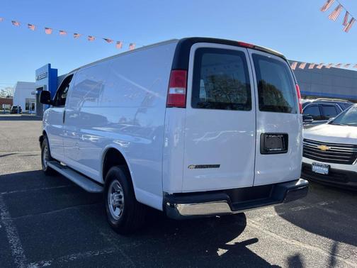 2023 Chevrolet Express 2500 Work Van