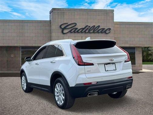 2022 Cadillac XT4 Luxury