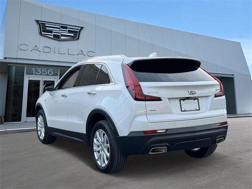 2022 Cadillac XT4 Luxury