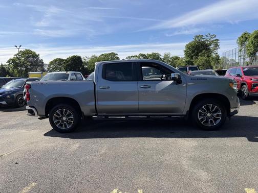 Sterling Gray Metallic 2024 Chevrolet Silverado 1500 LT