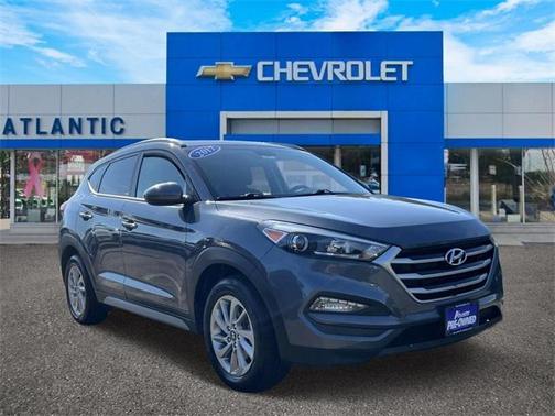 2017 Hyundai TUCSON SE