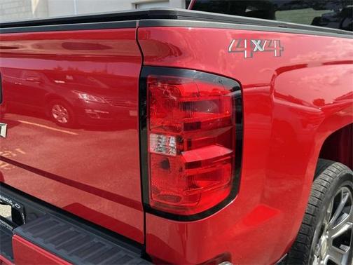 2018 Chevrolet Silverado 1500 Custom