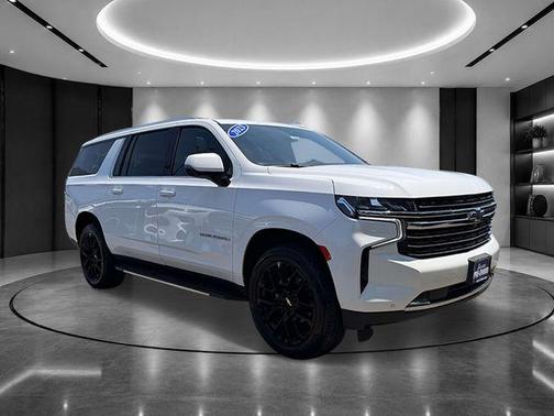Summit White 2023 Chevrolet Suburban LT