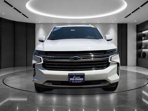 Summit White 2023 Chevrolet Suburban LT