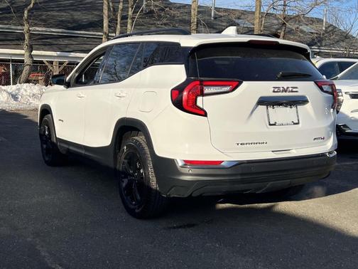 2022 GMC Terrain AT4