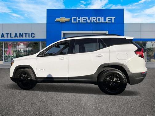 2022 GMC Terrain AT4