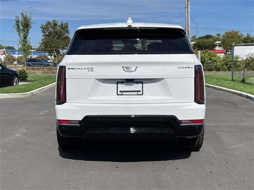2025 Cadillac Escalade IQ Sport 2