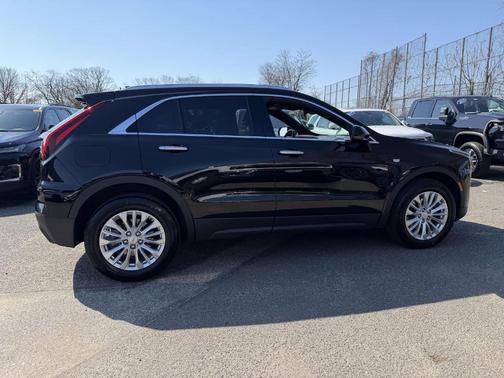 Black Metallic 2024 Cadillac XT4 Luxury