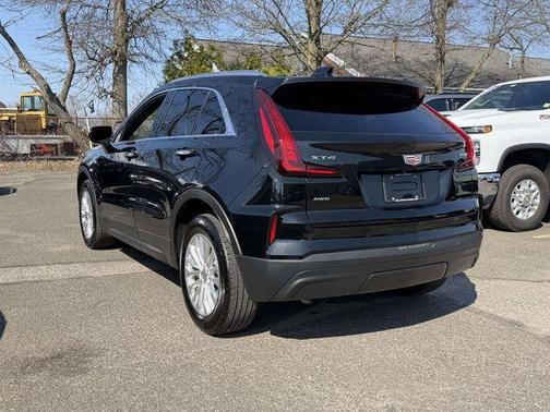 2024 Cadillac XT4 Luxury