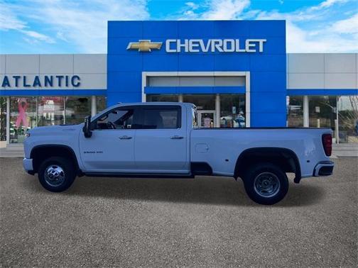 2023 Chevrolet Silverado 3500 High Country