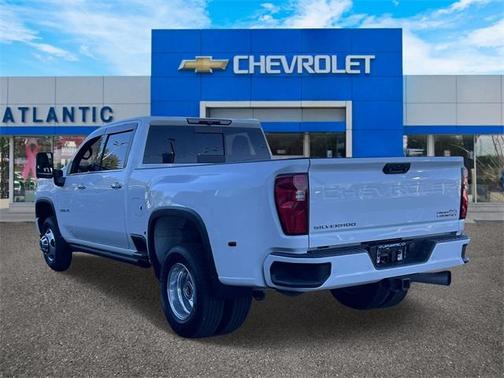 2023 Chevrolet Silverado 3500 High Country