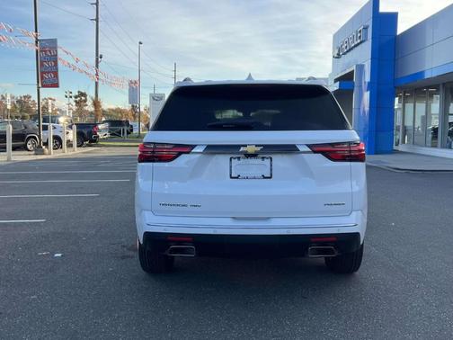 2022 Chevrolet Traverse Premier