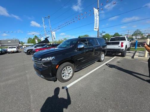 2023 Chevrolet Suburban Premier