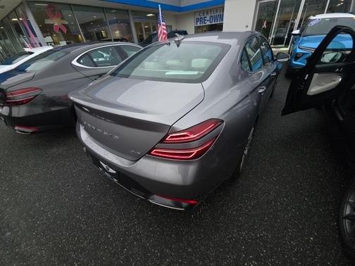 2025 Genesis G70 2.5T