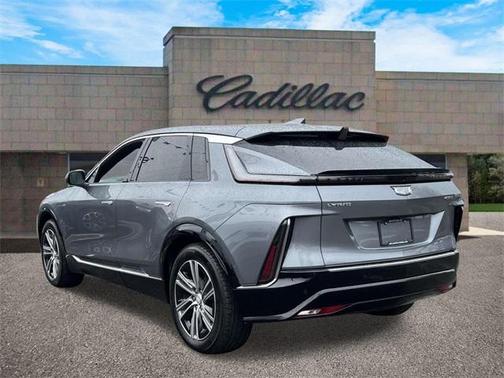 2023 Cadillac LYRIQ Luxury
