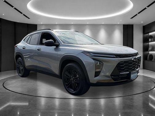 Sterling Gray Metallic 2024 Chevrolet Trax ACTIV