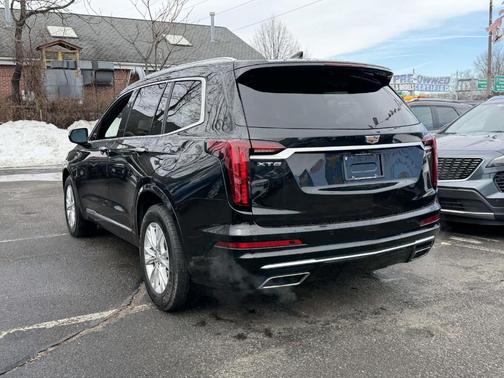2024 Cadillac XT6 Luxury FWD