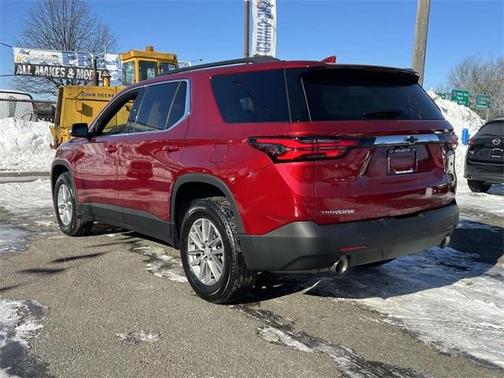 2023 Chevrolet Traverse LT Cloth
