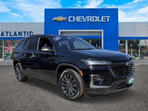 Mosaic Black Metallic 2023 Chevrolet Traverse RS