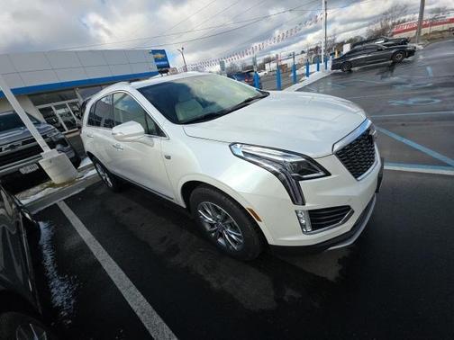 2023 Cadillac XT5 Premium Luxury