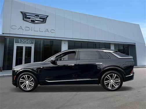2023 Cadillac LYRIQ Luxury