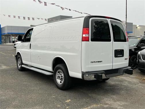 2023 GMC Savana 2500 Work Van