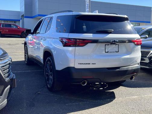 2023 Chevrolet Traverse RS
