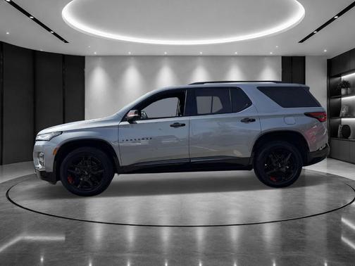 Sterling Gray Metallic 2023 Chevrolet Traverse Premier
