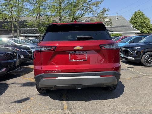 Radiant Red 2025 Chevrolet Traverse LT