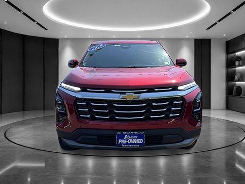 Radiant Red 2025 Chevrolet Traverse LT