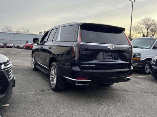 2021 Cadillac Escalade Premium Luxury