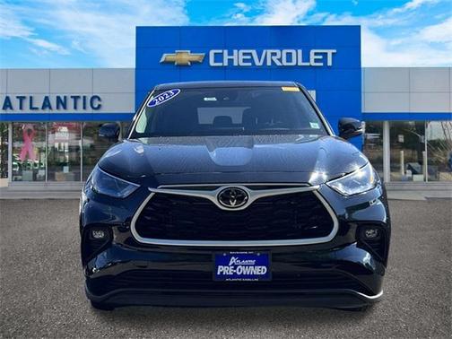 2023 Toyota Highlander LE