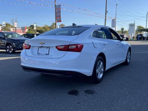 2022 Chevrolet Malibu 1LS
