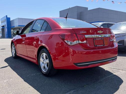 Red 2014 Chevrolet Cruze 1LT