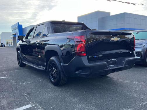 2024 Chevrolet Silverado EV WT